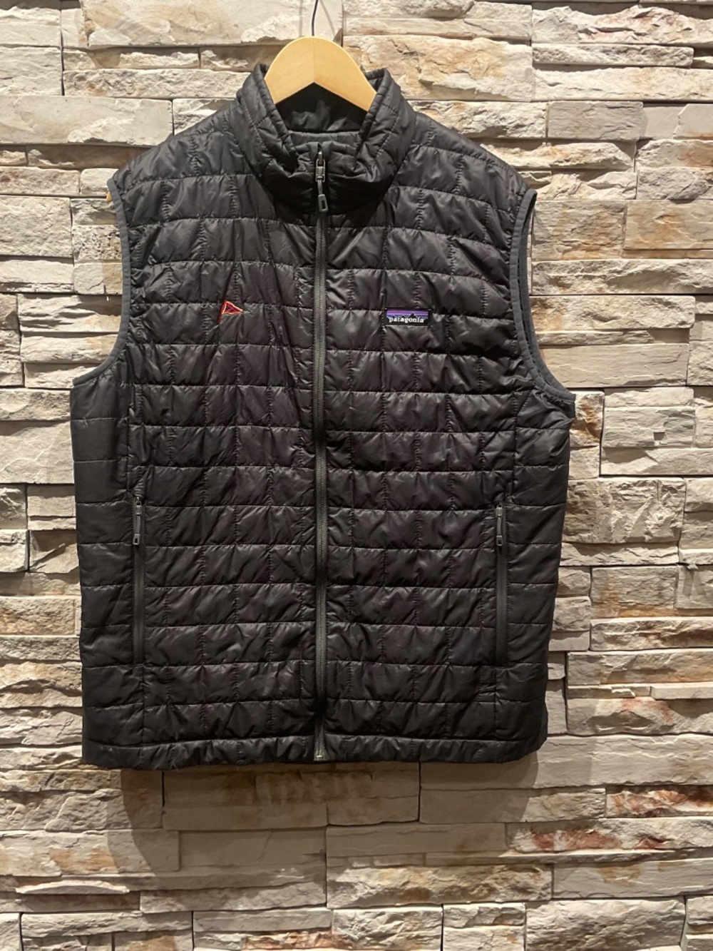 Patagonia Men’s Nano Quilted Puffer Vest, Color Dark Olive Green, Size L - Picture 4 of 7